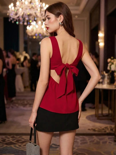 露背蝴蝶结装饰优雅派对无袖上衣，适合夏季