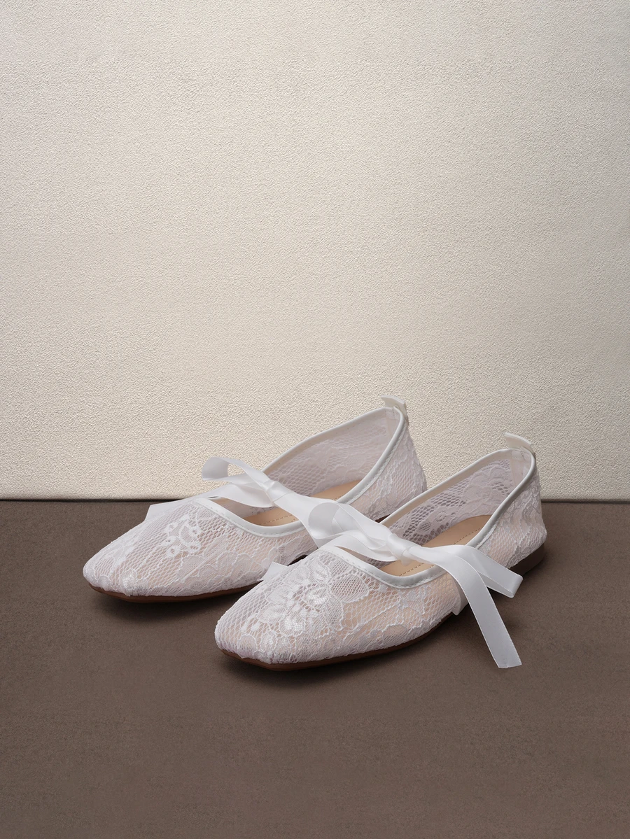 Hatastic Giày bệt nữ mũi vuông thắt nơ, giày bệt lưới ren thoáng khí khoét lỗ thời trang, giày búp bê Mary Jane thanh lịch và dịu dàng cho lễ hội âm nhạc. - Nơ ruy băng trắng - Xem 1