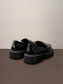 Hatastic Giày lười nữ đế dày chống trượt, mũi tròn, kiểu dáng punk Anh Quốc, thời trang thường ngày, thoải mái, tôn dáng, thích hợp cho các hoạt động ngoài trời, lễ hội âm nhạc, năm 2026. - màu đen - Xem 4