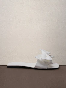 Hatastic Women's Fashion Flat Square Toe Slip-On Sandals, Versatile Ladies Summer Beach Slides Non-Slip Music Fest - White - View 4