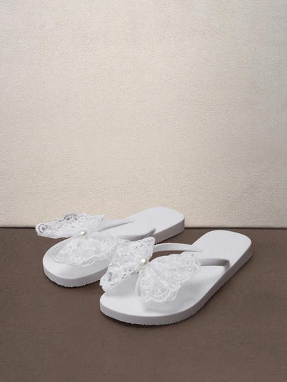 Hatastic （如果您的脚比较宽，请比平时穿的36码大一码）2025度假风蝴蝶结装饰人字拖，套脚凉鞋，防滑，适合浴室、淋浴、海滩音乐节等场合。