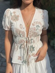 女士夏季纹理刺绣花卉衬衫，休闲优雅杏色上衣，海滩度假装，适合度假、外出、购物、旅行、返校等场合，系带法式V领衬衫，波西米亚风上衣 - 杏色 - 查看 2