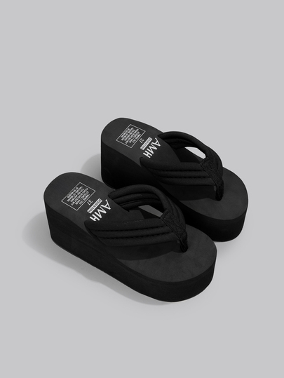 DareSee Women's Black Slip-On Sandals With Tpr Sole, Non-Slip, Wear-Resistant, Leisure, Beach, Summer, With Fabric Straps And Wedge Heels Back To School, Everyday Wear Halloween