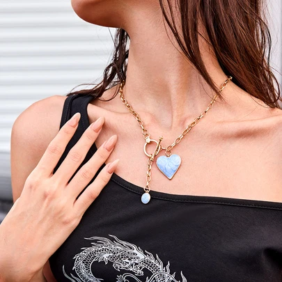 DareSee 1pc Fashionable 3D Alloy Oil Coated Convex Red Heart & Gold Water Drop Pendant Necklace