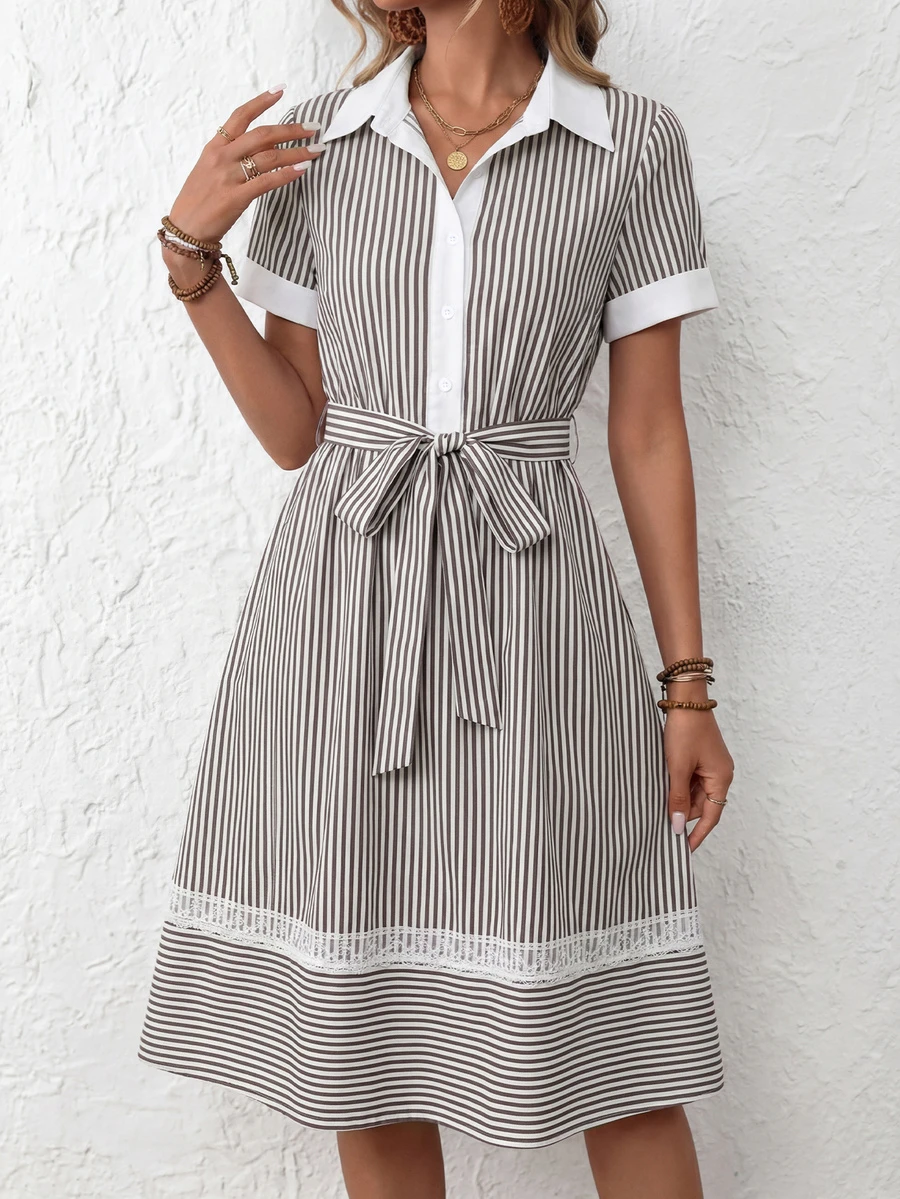 Vestidos de playa y hogar de verano con cinturón anudado en la cintura, de estilo elegante bohemio y retro, con parches de encaje - Marrón - Ver 1