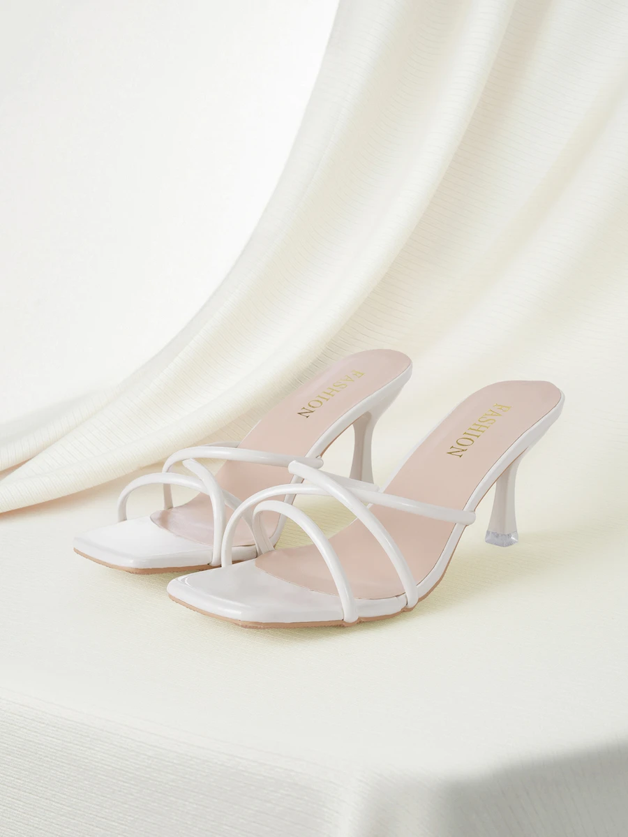 Clariva Sandales casual pour femmes grandes tailles, confortables et simples à brides croisées, à bout carré et talons stilettos. pour la plage et les sorties d'été. - Blanc - Voir 1