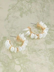 Rylithe 2pcs Bohemian Ins Style DIY Handmade Woven Baroque Sequins Clip-On Earrings, Faux Sequins Heart Embellished Earrings, Double D-Shape With Large Sequins Pendant Earrings, Suitable For Dresses, Tanks, Beach, Party, Daily Wear. The Faux Pearls Are Injection Molded And May Have Minor Imperfections. SummerOutfit,Festival Fits,Elegant Outfit - Multicolor - View 1