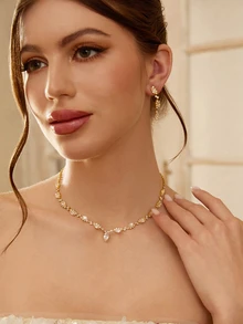 Etoivie Sparkling Crystal Cubic Zirconia Jewelry Set, 18K Gold Plated Necklace & Earring Set, Simple Yet Elegant, Perfect Accessory For Weddings, Parties And Any Occasions Wedding Wedding - Gold - View 1