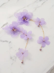 Clariva 一对优雅紫色花朵长耳环，适合日常佩戴（珠子颜色随机） - 淡紫色 - 查看 2