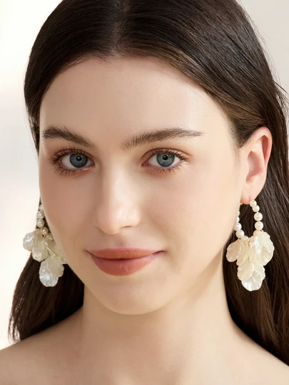 Clariva 1 Pair Vintage Metal, Pearl, Acrylic Seashell Tassel Earrings, Elegant Elegant Personalized Earrings For Women, Gift For Wedding, Party, Birthday, Anniversary
