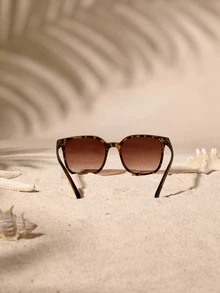 Tropiscape 1 pièce Lunettes de mode style sport en plastique à imprimé léopard noir surdimensionné pour femmes, convient pour l'extérieur, l'été, la plage, les voyages, les fêtes, etc. Cottagecore, tenue d'été - Service à thé double avec cadre léopard 1 pièce - Voir 3