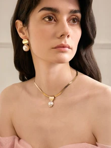 Rylithe 3 Stück/Set elegantes Halsketten- und Ohrringschmuckset für Frauen, modische flache goldene Schlangenkette, geometrischer gestreifter runder Anhänger, Kunstperlen-Herzanhänger, Schlüsselbein-Kette, für den täglichen Gebrauch, Festivals, alle Jahreszeiten, hochwertiges Geschenkzubehör, Sommeroutfit, Festivaloutfit, elegantes Outfit - Rund Weiß - Übersicht 2
