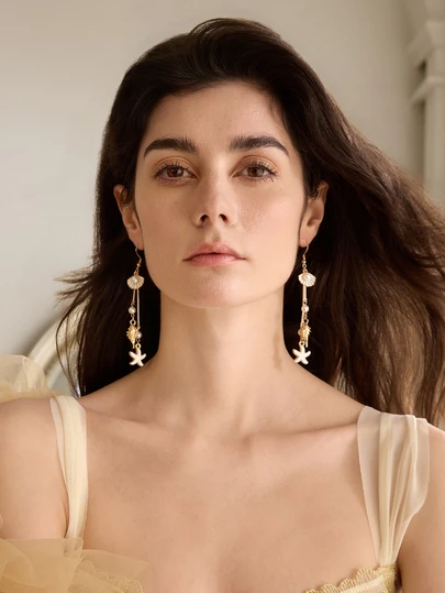 Rylithe 1 对浪漫海洋风格白色滴釉贝壳优雅仿珍珠金属耳环，迷人的夏季女士珠宝，适合日常佩戴、海滩约会和度假