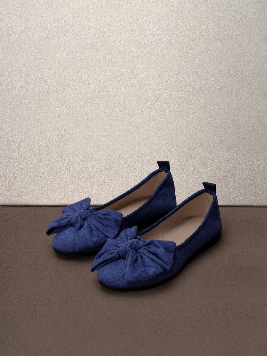 别致蝴蝶结女士经典圆头平底鞋 - 浅口软底一脚蹬鞋，轻便舒适 - 时尚蝴蝶结设计展现优雅 - 经典、时尚、优雅、百搭的情人节 - 藍色 - 查看 1