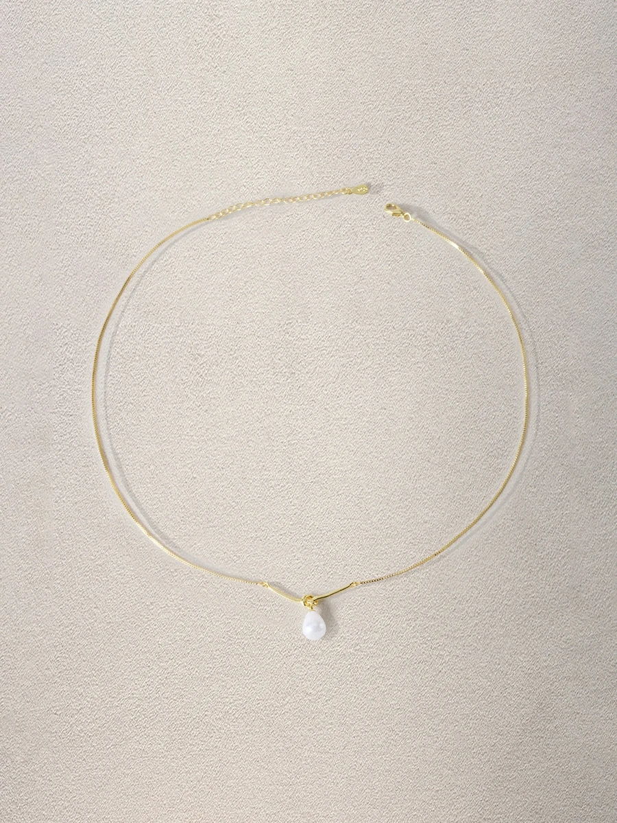 1pc Elegant And Delicate Faux Pearl Rope Ends With Moon Pendant Necklace, Clavicle Chain, Gift - Yellow Gold - View 1