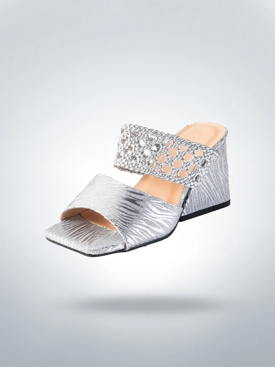 Rollcall Sandalias de tacón alto de mujer en color plateado, de diseño de moda y sexy con correa trenzada y tacón ancho - Plateado - Ver 1