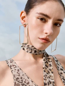 CHICVUE Square Stud Earrings - Yellow Gold - View 1