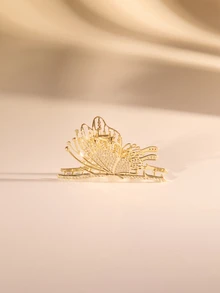 Etoivie 1pc Women's Metal Rhinestone Butterfly Claw Clip, Fashionable Hair Accessories For Updo Hairstyles Party Tiaras Hair Clips Hair Jaw Clip Hair Clamps Hair Clutch Hair Clip, School Stuff, College Fall Winter For Vacation Outfits Woman Summer Beach - Gold - View 1