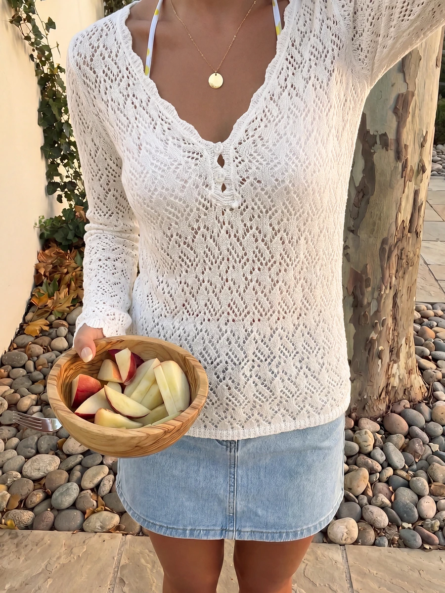 Nueva blusa de punto blanca con diseño calado, cuello en V con volantes y mangas largas, estilo elegante y suave, adecuada para el uso diario y casual en primavera/verano - Blanco - Ver 1
