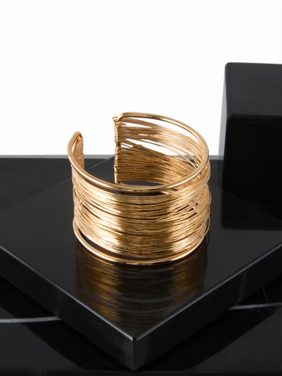 CHICVUE European And American Classic Luxury Women's Fashion 4.0cm Wide Gold-Color Iron Wire Wrapped Iron Alloy Bangle