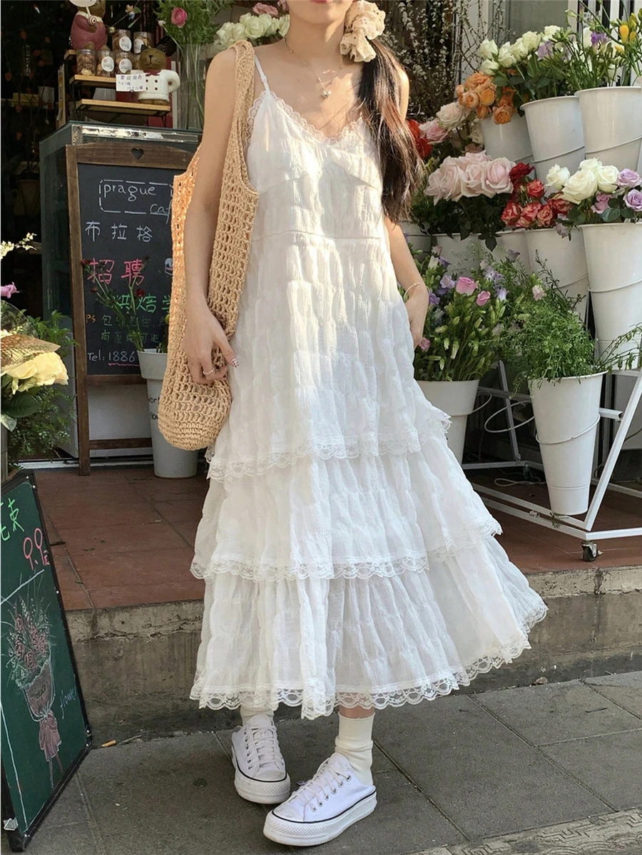 白色吊带连衣裙，度假风层叠荷叶边下摆连衣裙，休闲夏季优雅款 - 白色 - 查看 1