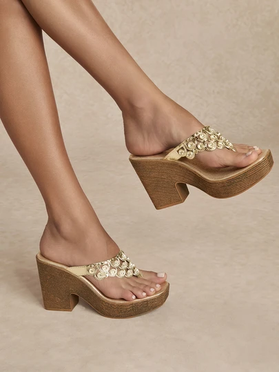 Tropiscape Women's Gold Thong Sandals, Bohemian Style Faux Linen Rope Sole, Wedge Thick Bottom Flip Flops. Fashionable Spring/Summer One-Piece Heel, High Heeled Thick Bottom Sandals. Suitable For Daily Outfit, Parties, Vacations, Gatherings, Banquets, Weddings, Fashion Shows. Can Be Paired With Camisole, T-Shirt, Shirt, Bikini, Skirt, Dress, Shorts.,Travel Essential Cottagecore,SummerOutfit