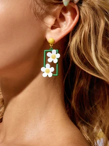 Trivaya 1 Pasang Anting Liontin Bunga Daisy Putih Gaya Pastoral Musim Semi/Panas dengan Bingkai Persegi Panjang Hijau, Anting Modis untuk Pemakaian Sehari-hari Wanita, Cocok untuk Semua Musim - Gaya 1 - View 3