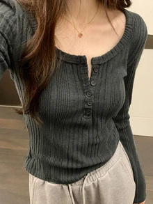 Camiseta corta de manga larga acanalada de ajuste ceñido, estilo minimalista y casual para primavera - Gris Oscuro - Ver 2