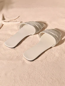 Tropiscape Sandalias planas para mujer con decoración de rhinestones para uso al aire libre fashionable, cómodo y versátil para atuendos de San Valentín, primavera y verano, estilo cottage core, atuendos de verano - Beis - View 3