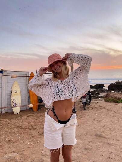 Vivid Style 女士新款时尚镂空透视系带宽松休闲长袖针织罩衫，适合姐妹聚会、生日聚会、海滩度假、约会装扮、音乐节装扮、休闲外出上衣