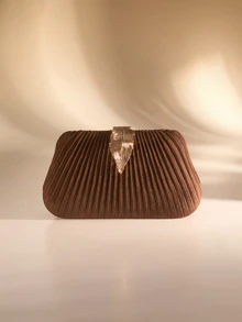 Etoivie 【Shiny Evening Bag】女款巧克力棕色麂皮百褶手拿包，金屬葉片扣飾盒型包，時尚閃亮晚宴單肩/斜跨小方包，適合婚禮、派對、生日、舞會、萬聖節 - 巧克力棕 - 查看 1