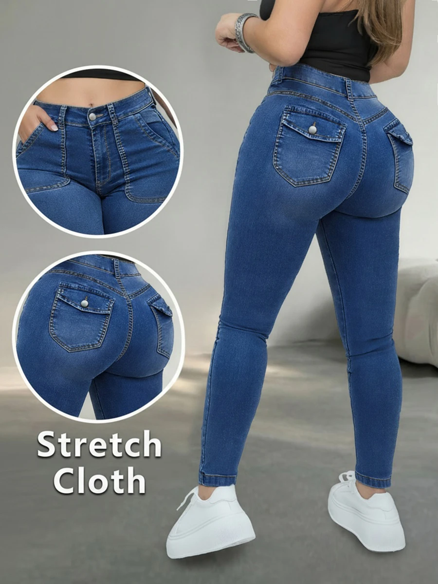 Quần jean nữ dáng ôm, chất liệu denim co giãn vừa phải, dài đến mắt cá chân, có túi cài nút và khóa kéo, thích hợp cho mùa xuân và mùa hè.