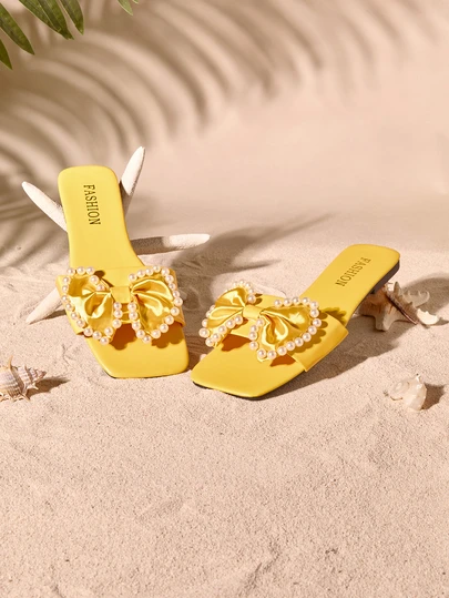 Tropiscape Bow-Knot Pearl Decor Flat Sandals, Sweet & Fashionable Beachwear For Women, Plus Size,Summer 2024 New Arrival, Crystal Embellished Flat Slippers, Casual Outdoor Beach Slides, In Stock Yellow Color Cottagecore,SummerOutfit