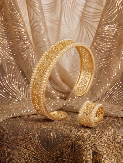 Etoivie 1pc/1set 2pcs Vintage Elegant Hollow Embroidered White Pearl Decor Open Cuff Bracelet & Ring Set, Versatile For Daily, Party, Wedding, Summer, Eid Festival/Eid Al-Fitr Gift, Luxury Gift For Her