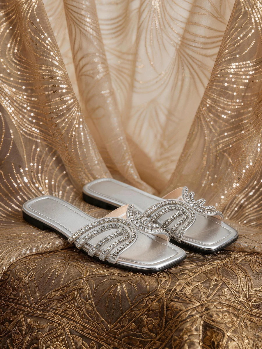 Farahzel Spring And Summer New Fashionable Sandals For Women, And Casual Style, Roman Style Slip-On Sandals For Women - Silver - View 1