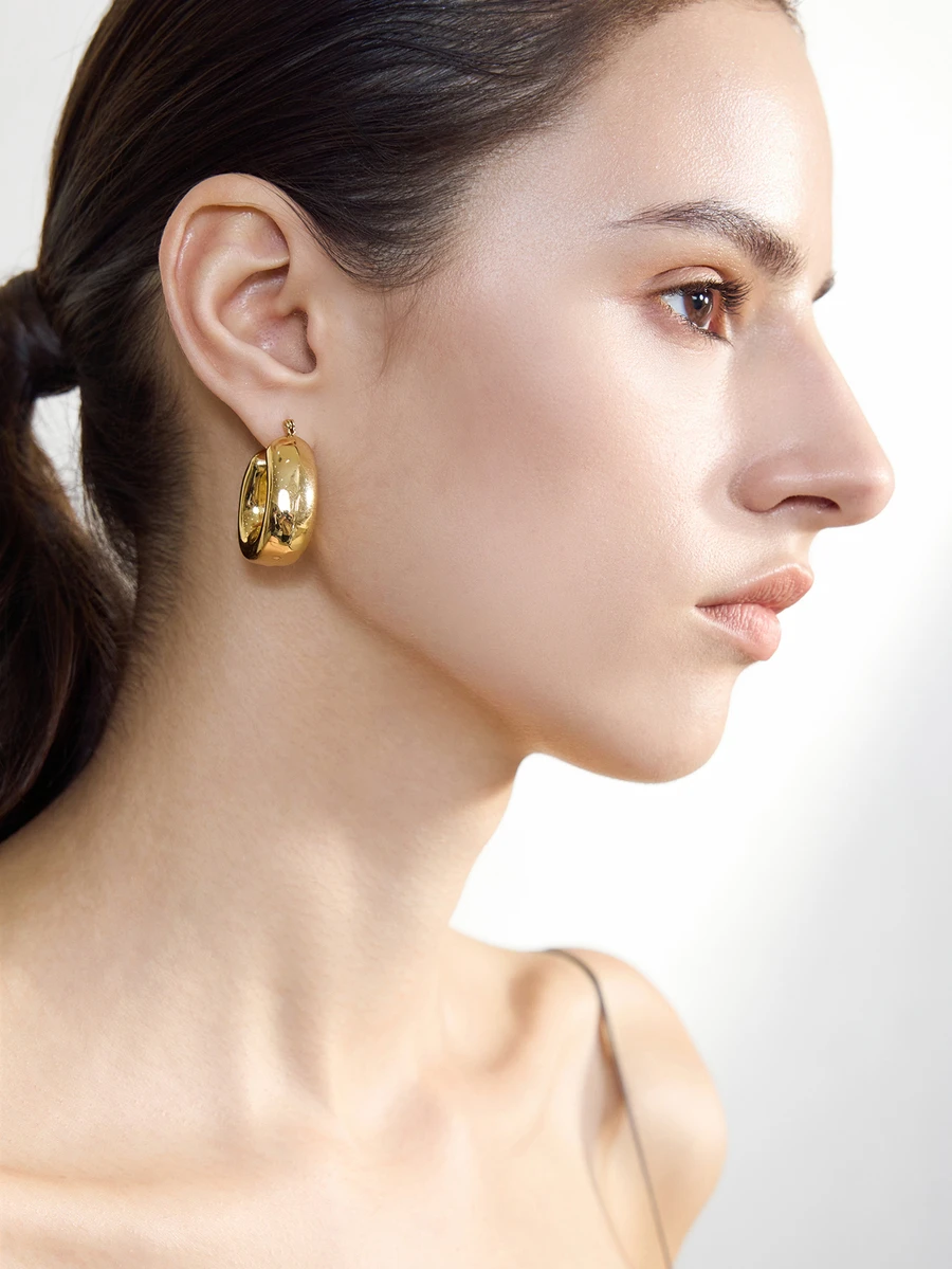 NobleVue Stainless Steel Hollow Gold Hoop Earrings, Luxurious And Versatile - Gold - View 1