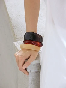 NobleVue 3pcs/Set Exaggerated Asymmetrical Resin Semi-Transparent Bracelet For Women, Unique & Versatile - Multicolor - View 3