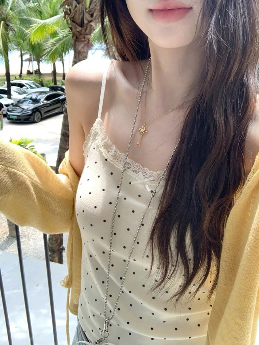Áo croptop chấm bi có đệm ngực cổ chữ V, áo tank top hai dây kiểu vintage dành cho nữ, phong cách thường ngày mùa hè. - Màu be - Xem 1