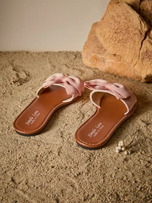 Tropiscape Sandalias cómodas con lazo para mujer en verano, chanclas planas de moda con punta redonda y tela para uso casual y playa, estilo cottage core, atuendo de verano - Rosa - Ver 2