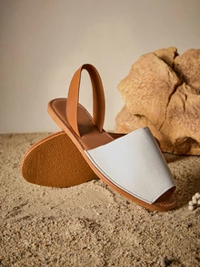 Tropiscape Women's Elegant Two-Tone Open Toe Flat Sandals,Spring Summer Outfits Cottagecore,SummerOutfit - White - View 4