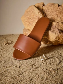 Tropiscape Sandalias vintage con correa y punta redondeada, pantuflas planas con suela gruesa antideslizante, atuendos de primavera y verano con estilo campestre, atuendo de verano - Marrón - Ver 5