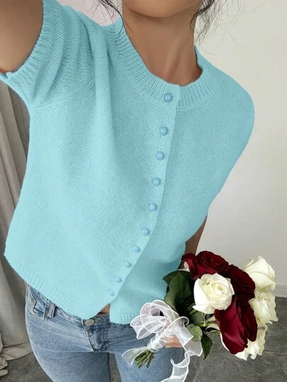 Trang phục mùa hè cho nữ: Áo cardigan dệt kim tay ngắn, cổ tròn, màu trơn, cài nút, kiểu dáng thường ngày.