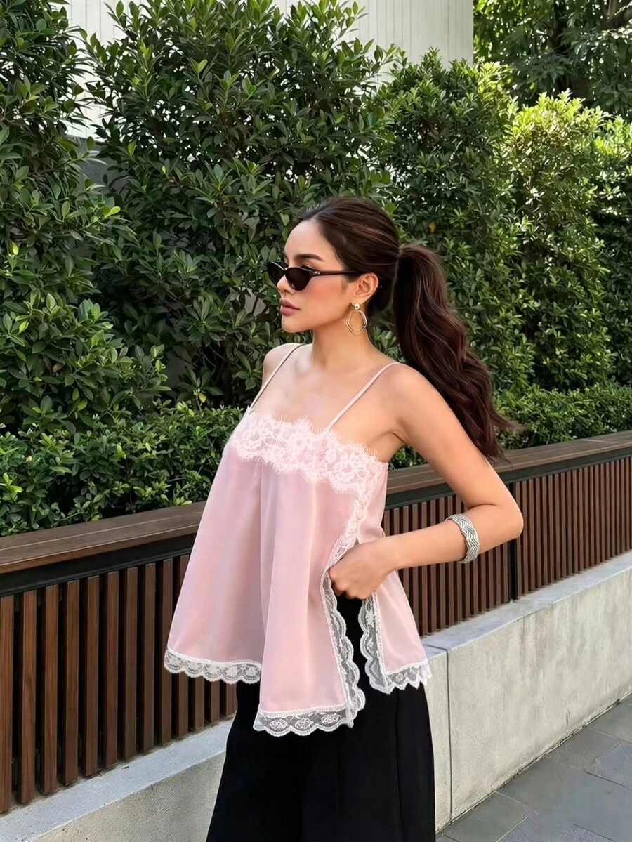 女款緞面蕾絲飾邊細肩帶背心上衣,迷人側開衩卡其色夏季休閒背心 - 淺粉色 - 查看 1