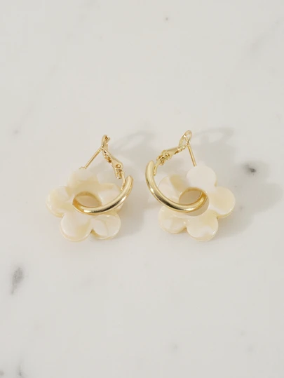 Clariva 1 Pair Fashion Acrylic Five-Petal Pendant Earrings, Suitable For Women, Great For Dates, Parties, Gifts, Clover Element