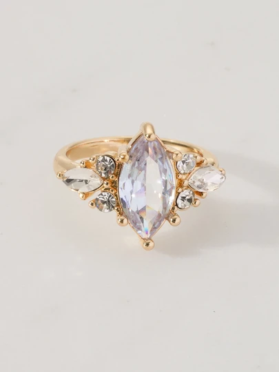 Clariva 14k Gold Plated Engagement Ring With Sparkling Synthetic Cubic Zirconia, Elegant And Luxurious Design, Promises To Create A Beautiful Valentine's Day/Wedding Engagement Ring
