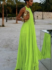 Summer Casual Vacation Solid Color Pleated Backless Tie-Back Top And Skirt 2-Piece Set Women's Outfit, Lightweight And Slightly Sheer Material, Recommended To Pair With Undershirt, Suitable For Summer Wear - Green - View 2