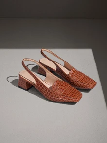 NobleVue 2025 New French High Heel Sandals, Chunky Heel, Closed Toe, Backless, Square Toe, Suitable For Summer & Autumn - Brown - View 1