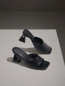 NobleVue Women's Summer New Fashion Simple Strap Black Comfortable Chunky Heel Open Toe Beach Rhinestone Office Commute Sandals - Black - View 3