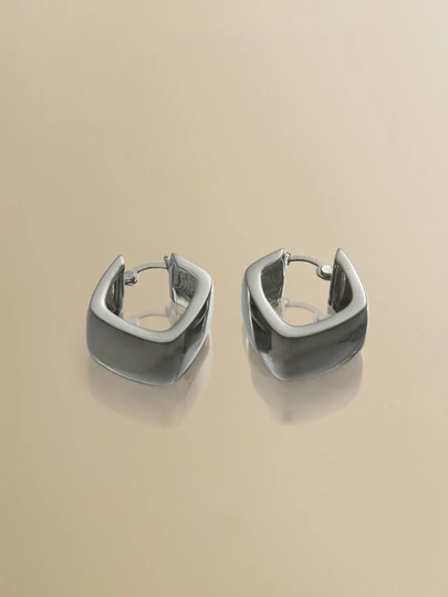 NobleVue 1 Pair Minimalist Luxurious Retro Exaggerated Elegant Geometric Square High-End Unique Personalized Suitable For Casual Gatherings, Daily Wear, Sweet & Cool Style Women Copper Hoop Earrings