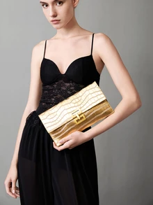 CHICVUE Fashion Crocodile Patterned Pu Material Clutch Bag With Metallic Locking Clasp, Shiny Elegant Party Bag Suitable For Women's Daily, Work, Parties - Gold - View 4
